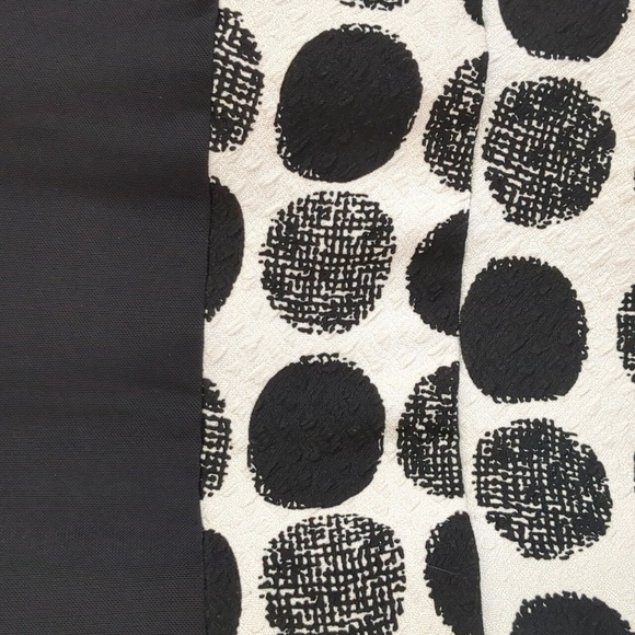 14.5" Pit-to-Pit Black Textured Polka Dot Dress With Pockets - Picture 9 of 9